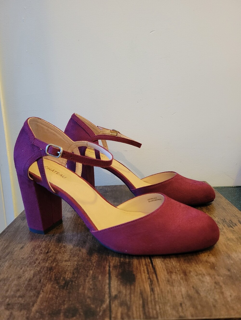 Le Château Red Wine Suede Mary Jane Block Heels - Size 39 - NIB